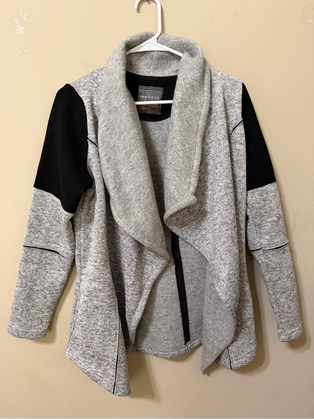 Tel Gear medium Women’s Cozy Draped Open-Front Cardigan Sweater Gray/Black cozy